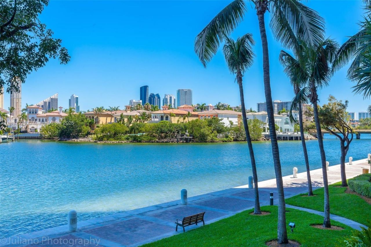 7000 Island Blvd, Unit 2504, Aventura, FL 33160 Photo