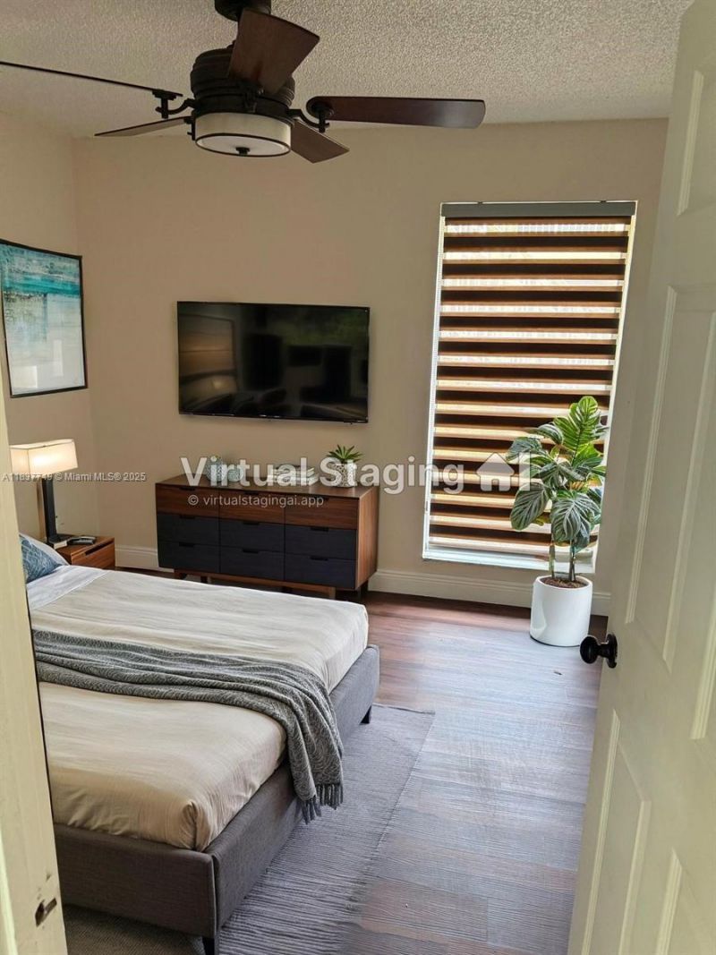 600 NW 214th St, Unit 105, Miami Gardens, FL 33169 Main Photo