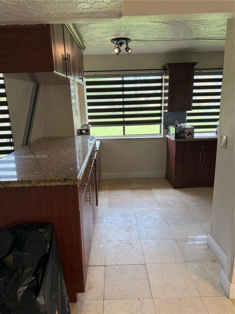 600 NW 214th St, Unit 105, Miami Gardens, FL 33169 Photo