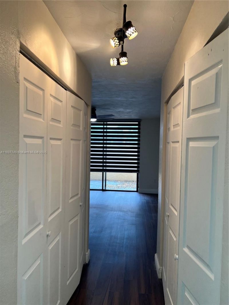 600 NW 214th St, Unit 105, Miami Gardens, FL 33169 Photo