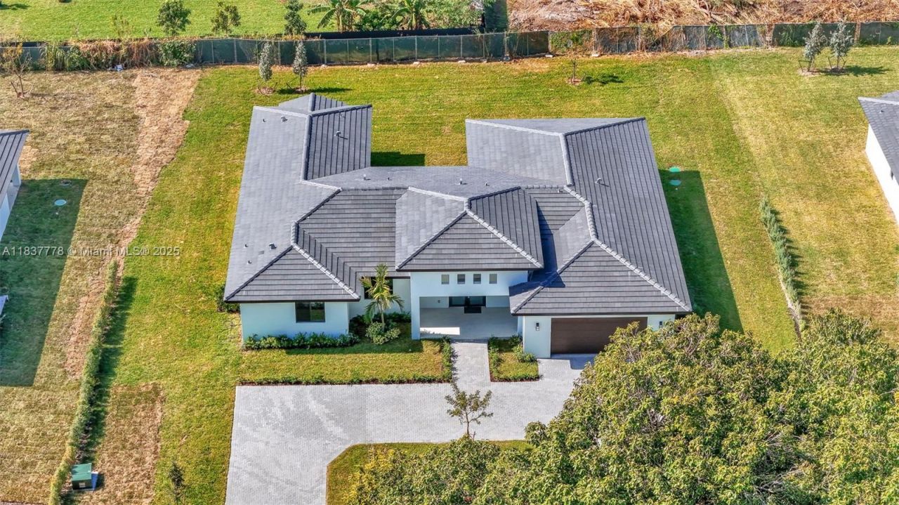 23120 SW 154 Ct, Miami, FL 33170 Photo