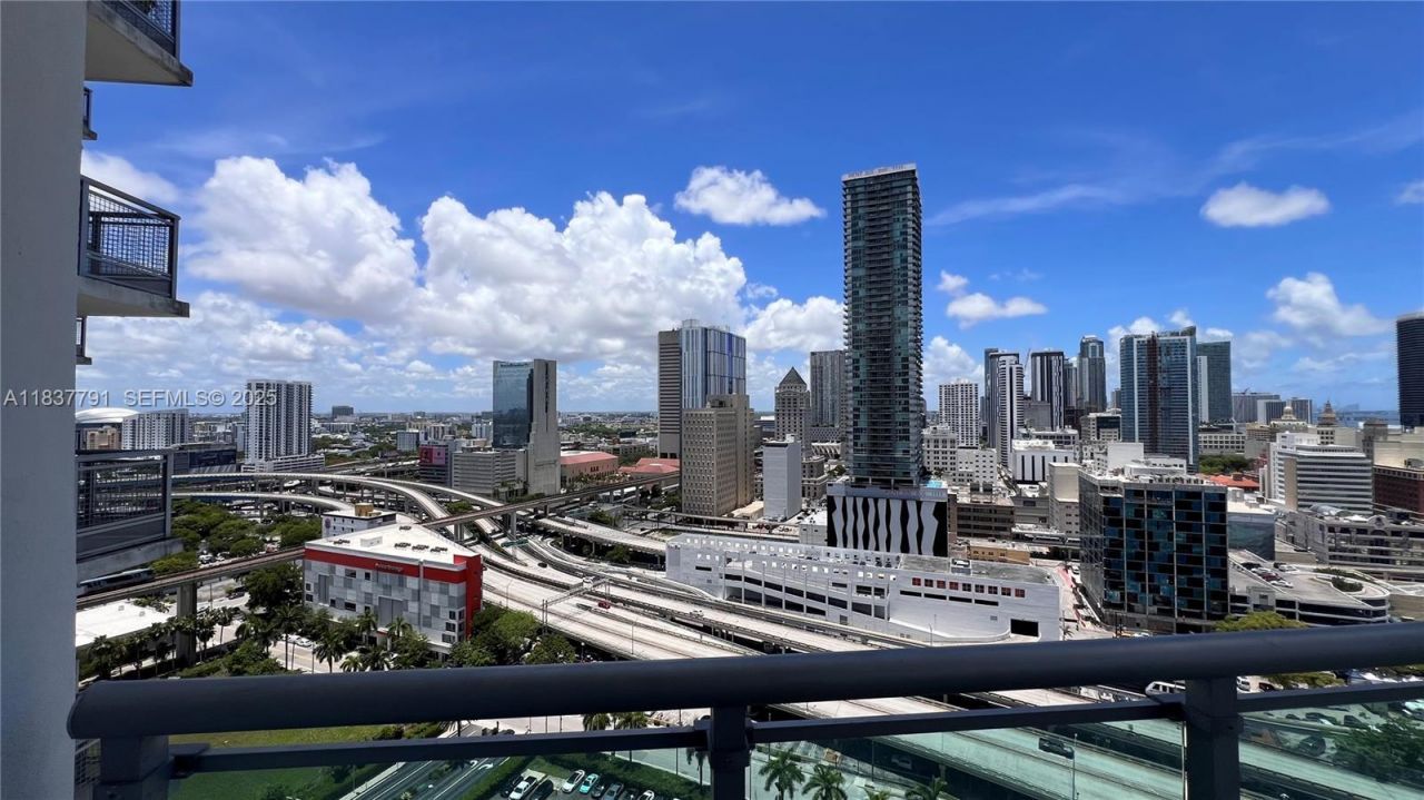 350 S Miami Ave, Unit 2401, Miami, FL 33130 Photo