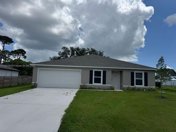 1073 SW Eureka Ave, Unit 1073, Port St. Lucie, FL 34953