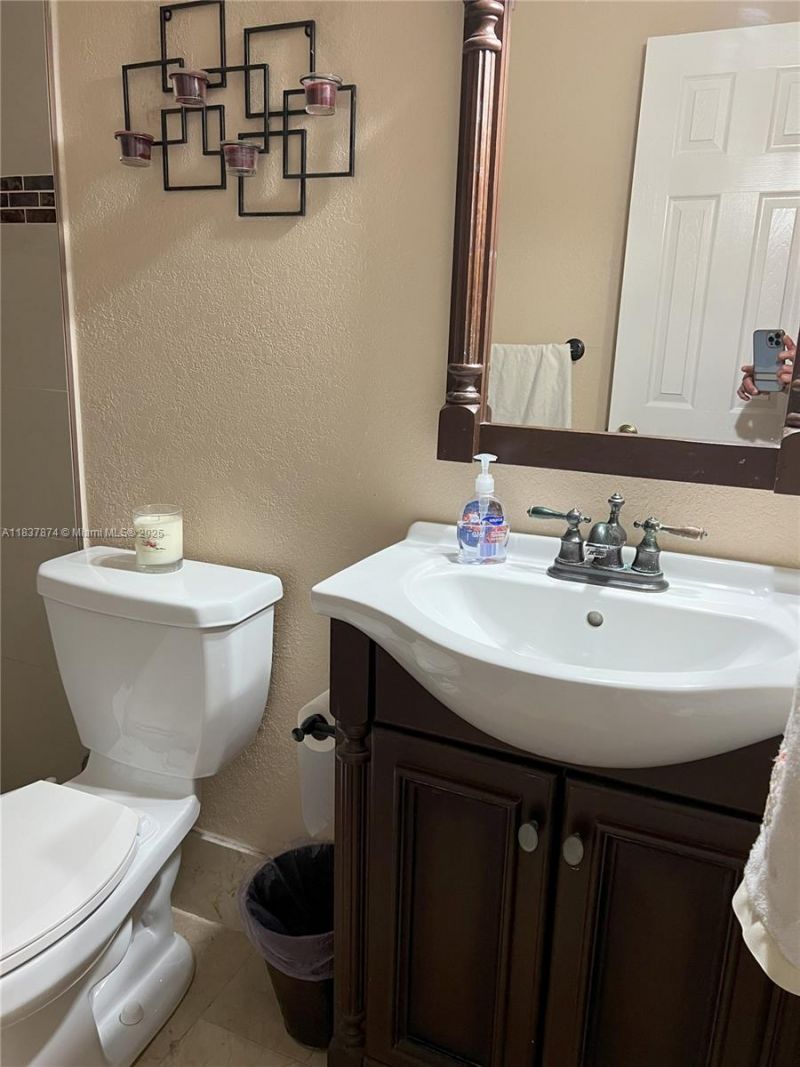 12554 SW 211th Ter, Miami, FL 33177 Photo