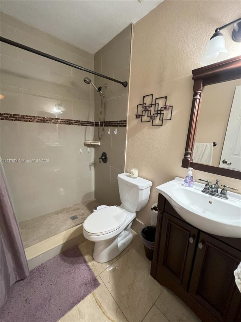 12554 SW 211th Ter, Miami, FL 33177 Photo