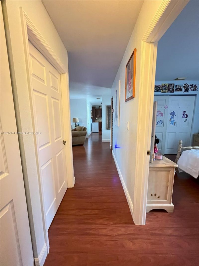 12554 SW 211th Ter, Miami, FL 33177 Photo