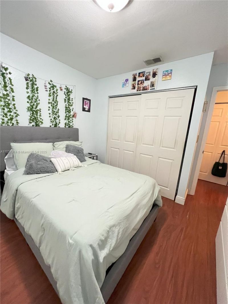 12554 SW 211th Ter, Miami, FL 33177 Photo