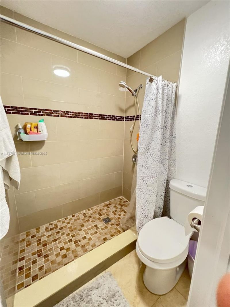 12554 SW 211th Ter, Miami, FL 33177 Photo