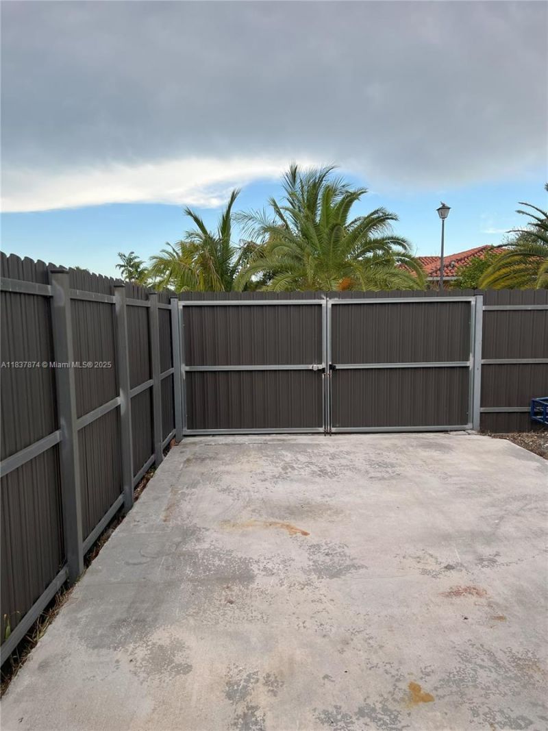 12554 SW 211th Ter, Miami, FL 33177 Photo