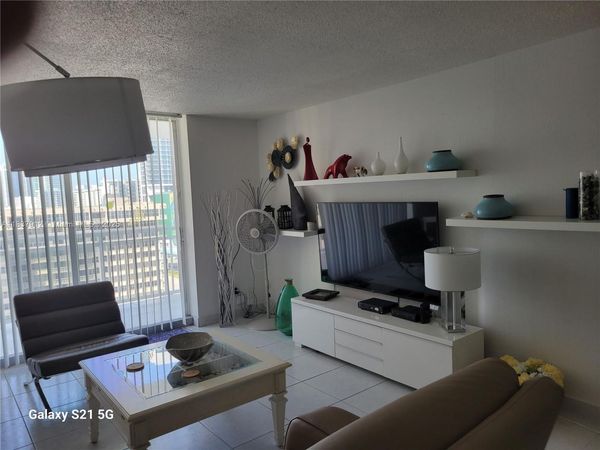 1849 S Ocean Dr, Unit 1407, Hallandale Beach, FL 33009