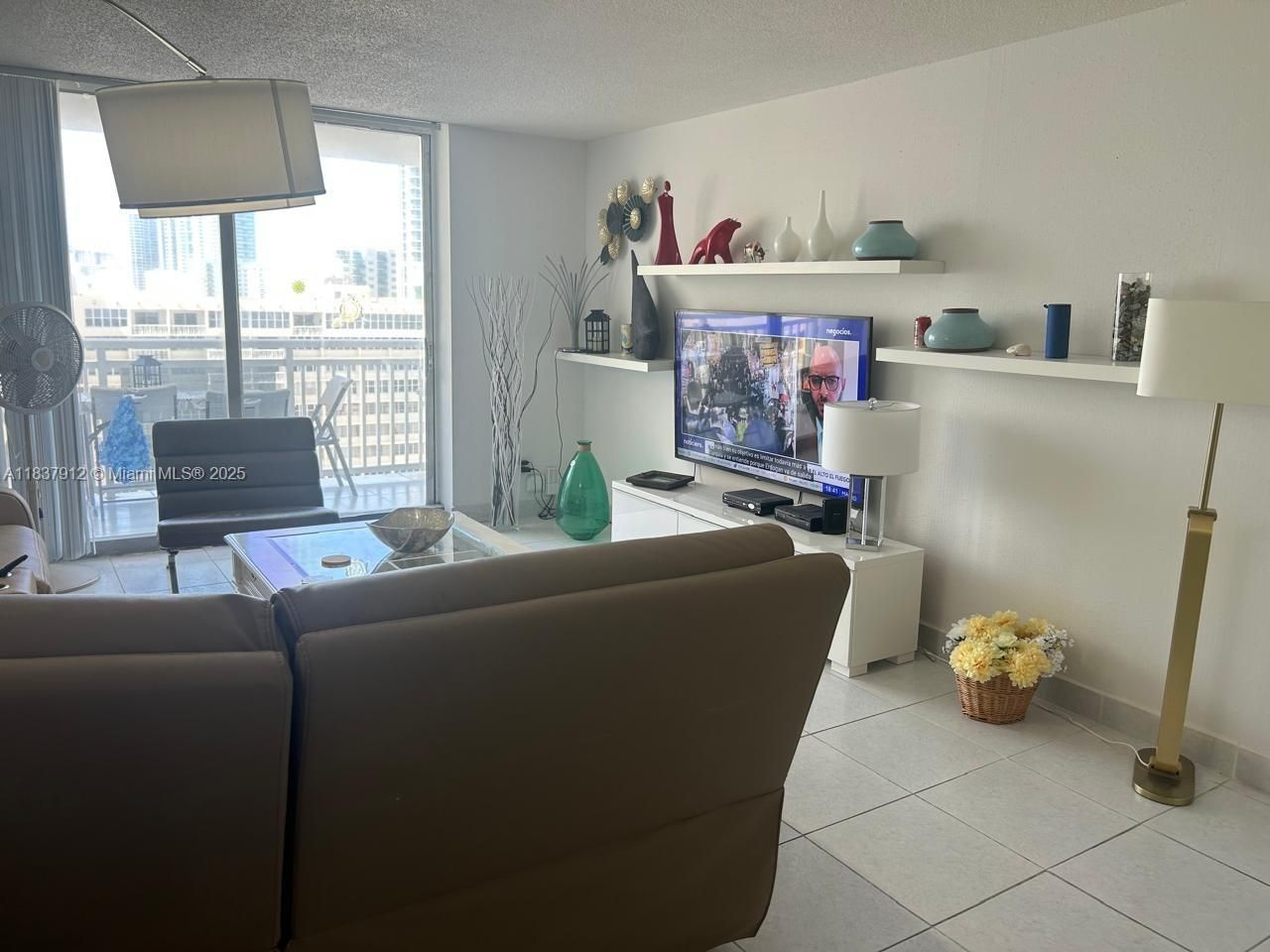 1849 S Ocean Dr, Unit 1407, Hallandale Beach, FL 33009 Photo