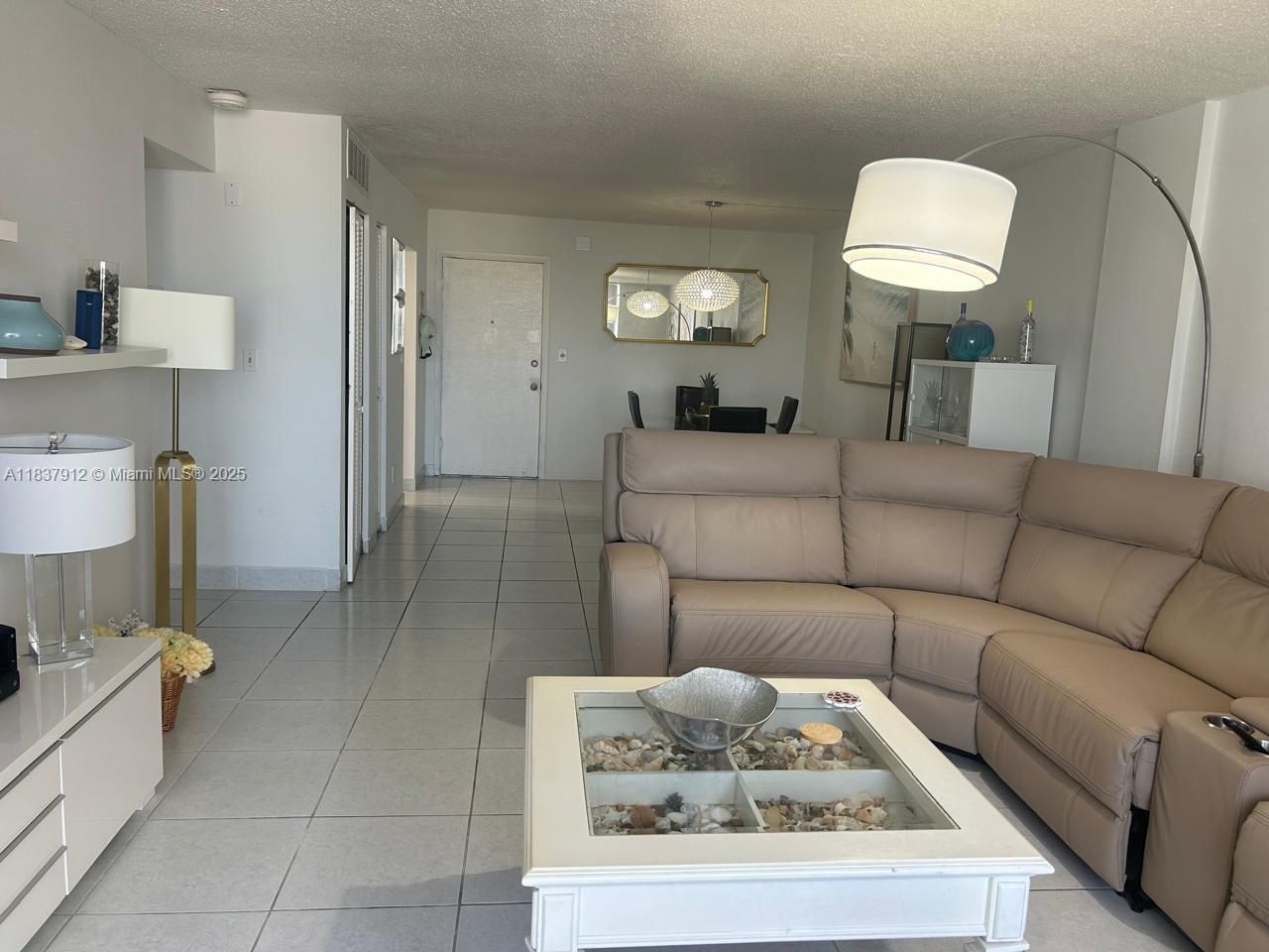 1849 S Ocean Dr, Unit 1407, Hallandale Beach, FL 33009 Photo