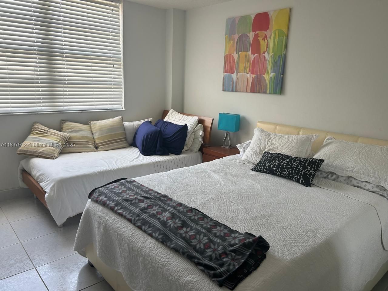 1849 S Ocean Dr, Unit 1407, Hallandale Beach, FL 33009 Photo