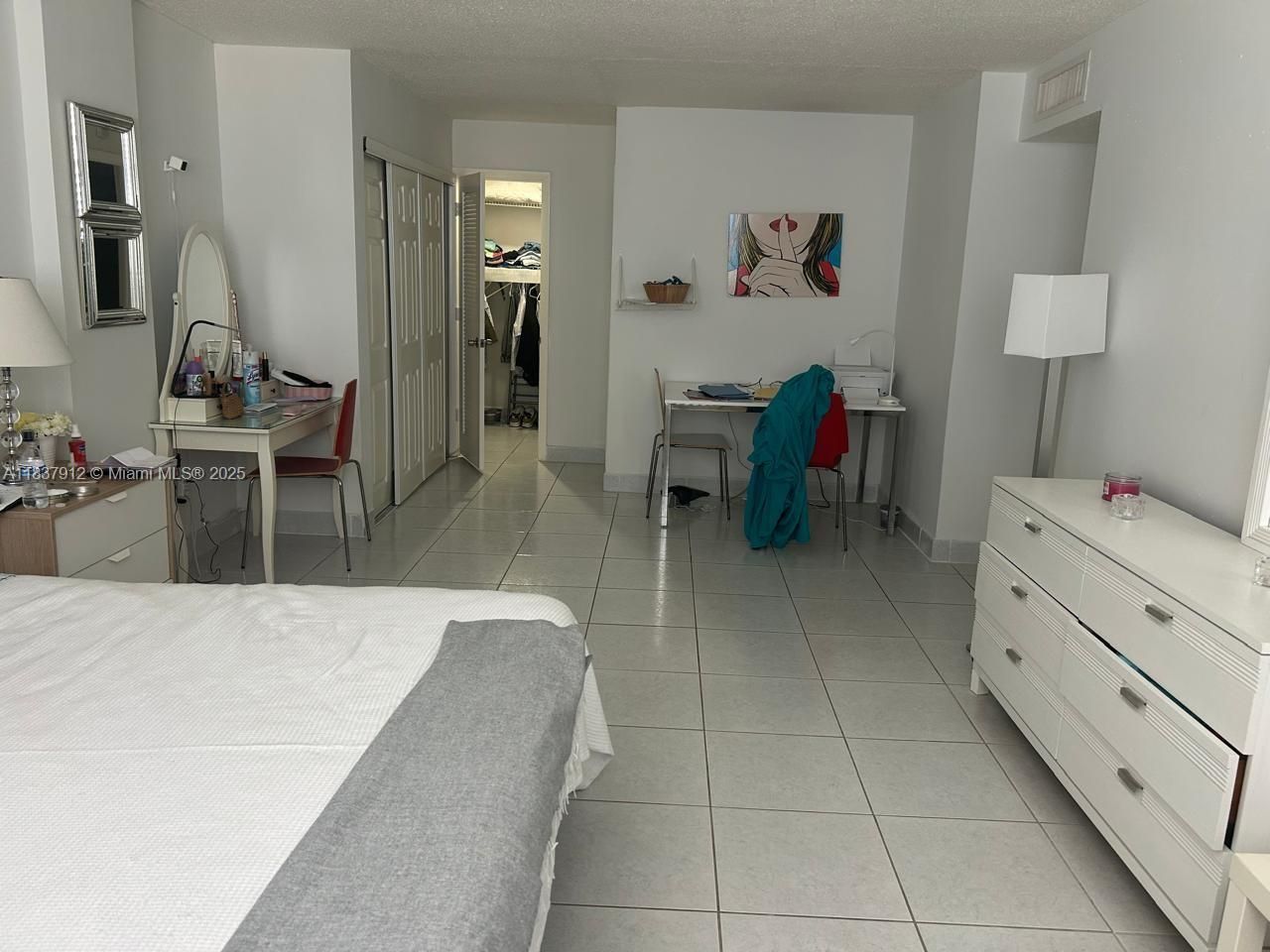 1849 S Ocean Dr, Unit 1407, Hallandale Beach, FL 33009 Photo