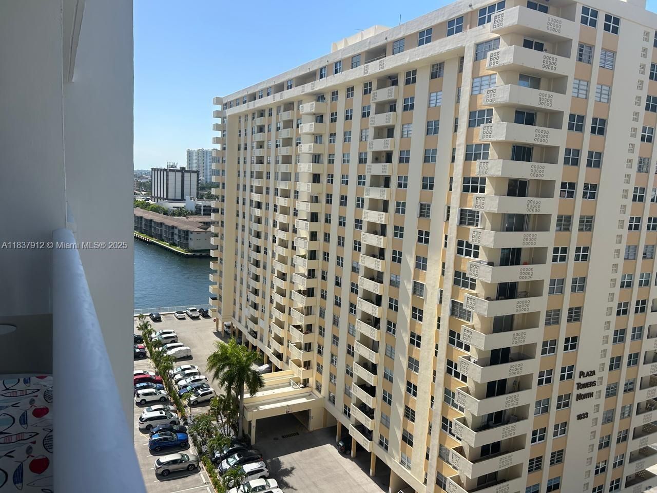 1849 S Ocean Dr, Unit 1407, Hallandale Beach, FL 33009 Photo