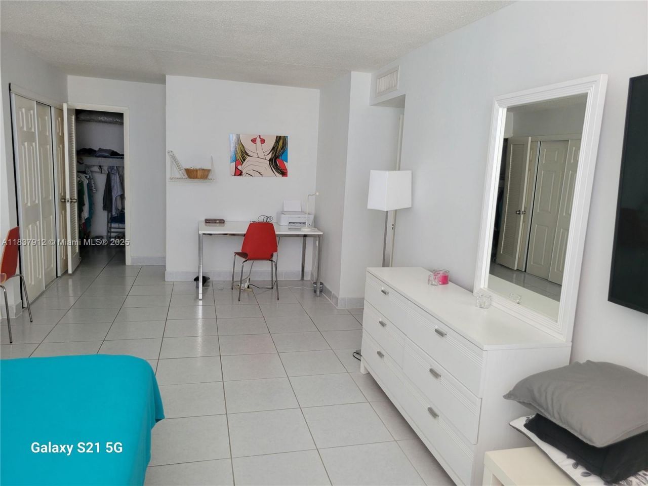 1849 S Ocean Dr, Unit 1407, Hallandale Beach, FL 33009 Photo