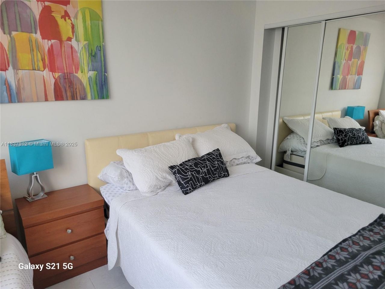 1849 S Ocean Dr, Unit 1407, Hallandale Beach, FL 33009 Photo