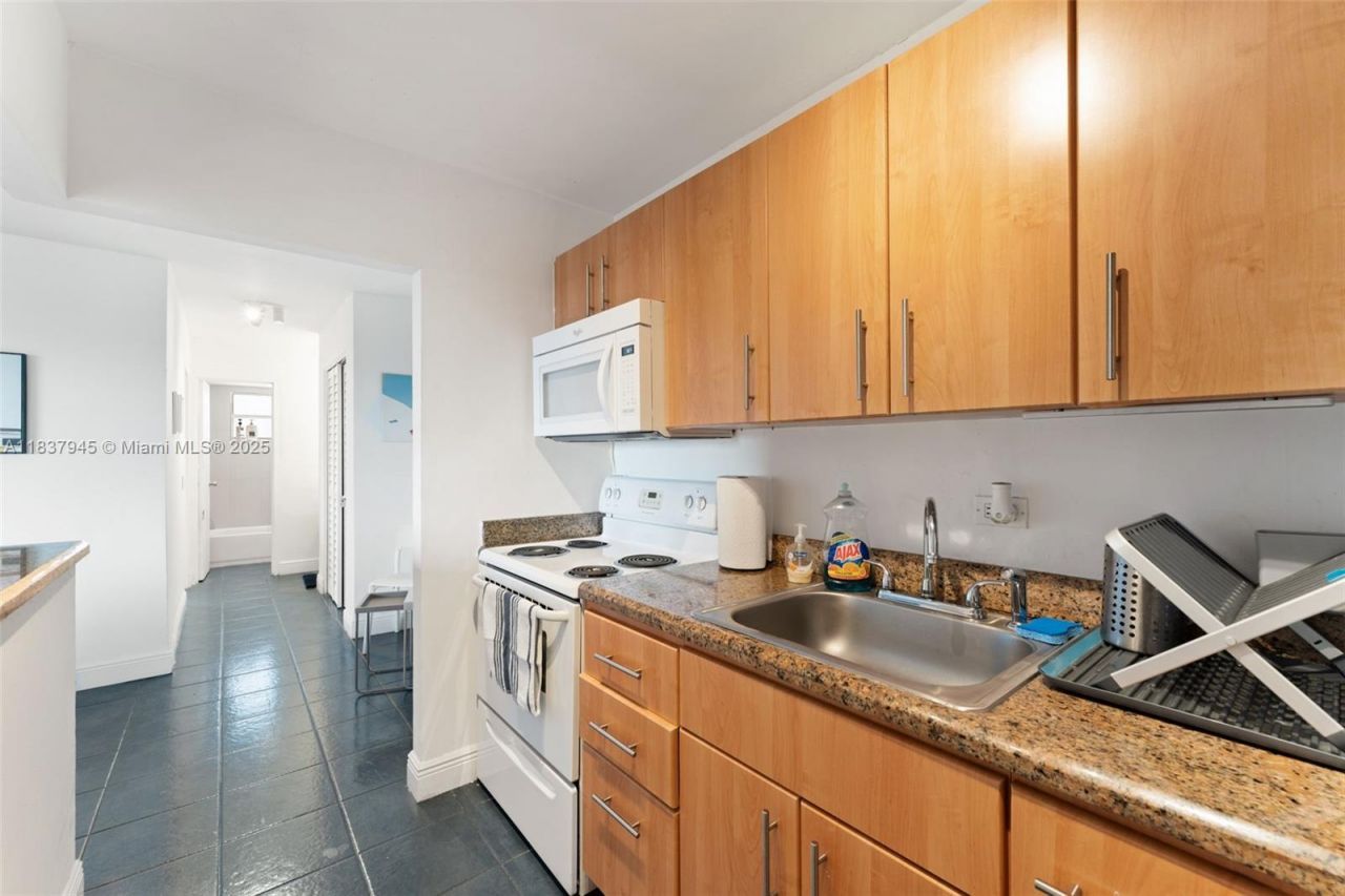 7904 West Dr, Unit 901, North Bay Village, FL 33141 Photo