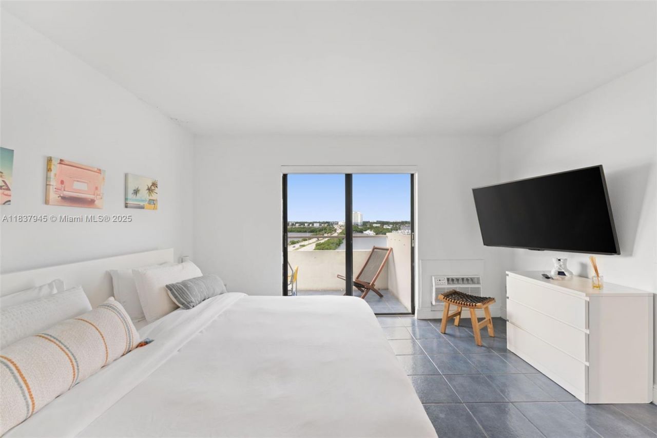 7904 West Dr, Unit 901, North Bay Village, FL 33141 Photo