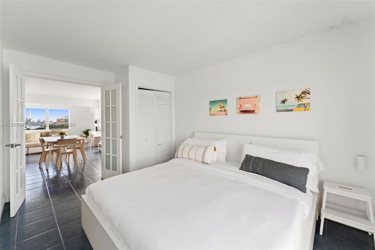 7904 West Dr, Unit 901, North Bay Village, FL 33141 Photo