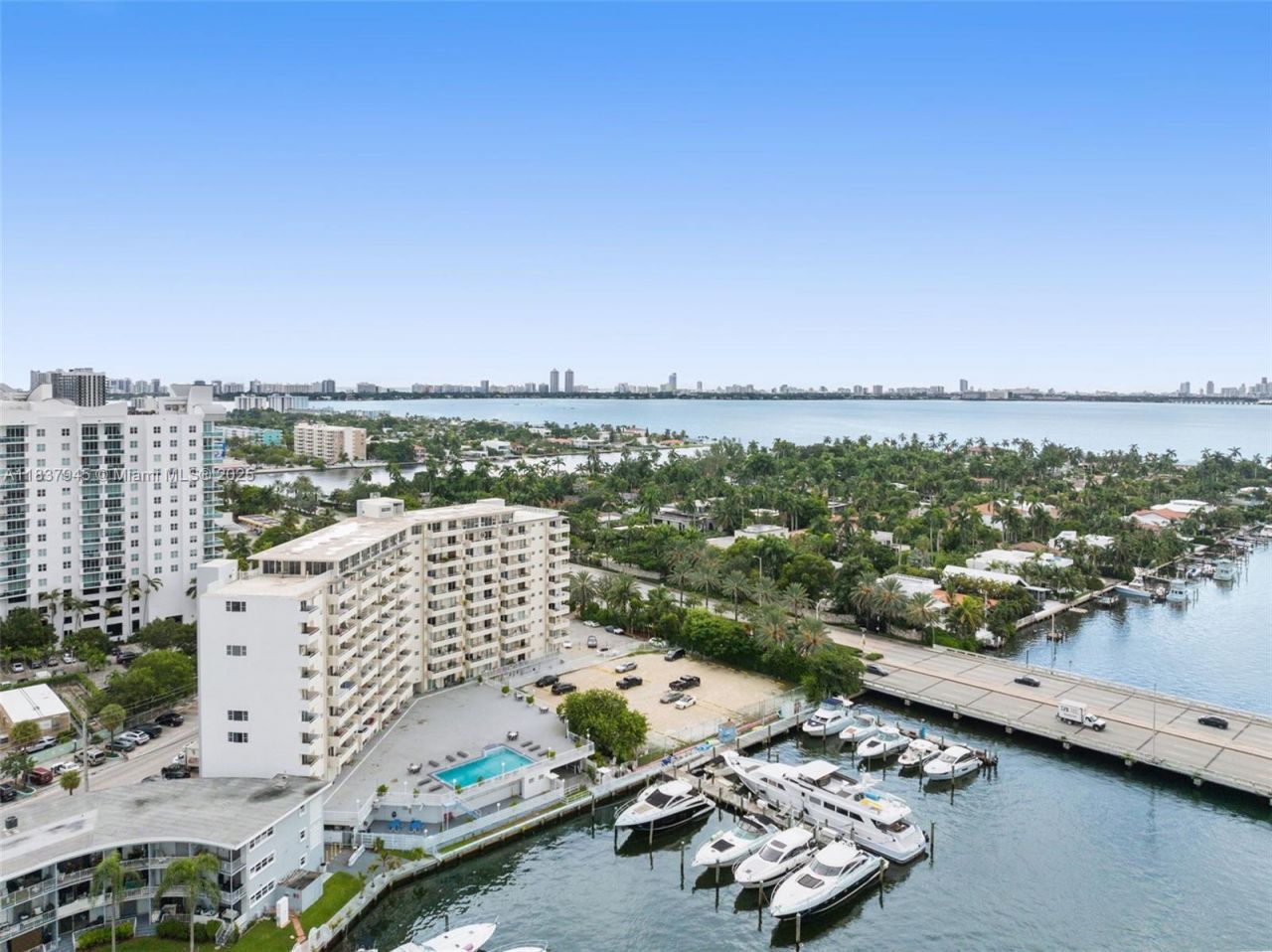 7904 West Dr, Unit 901, North Bay Village, FL 33141 Photo