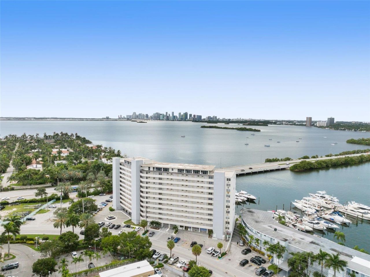 7904 West Dr, Unit 901, North Bay Village, FL 33141 Photo