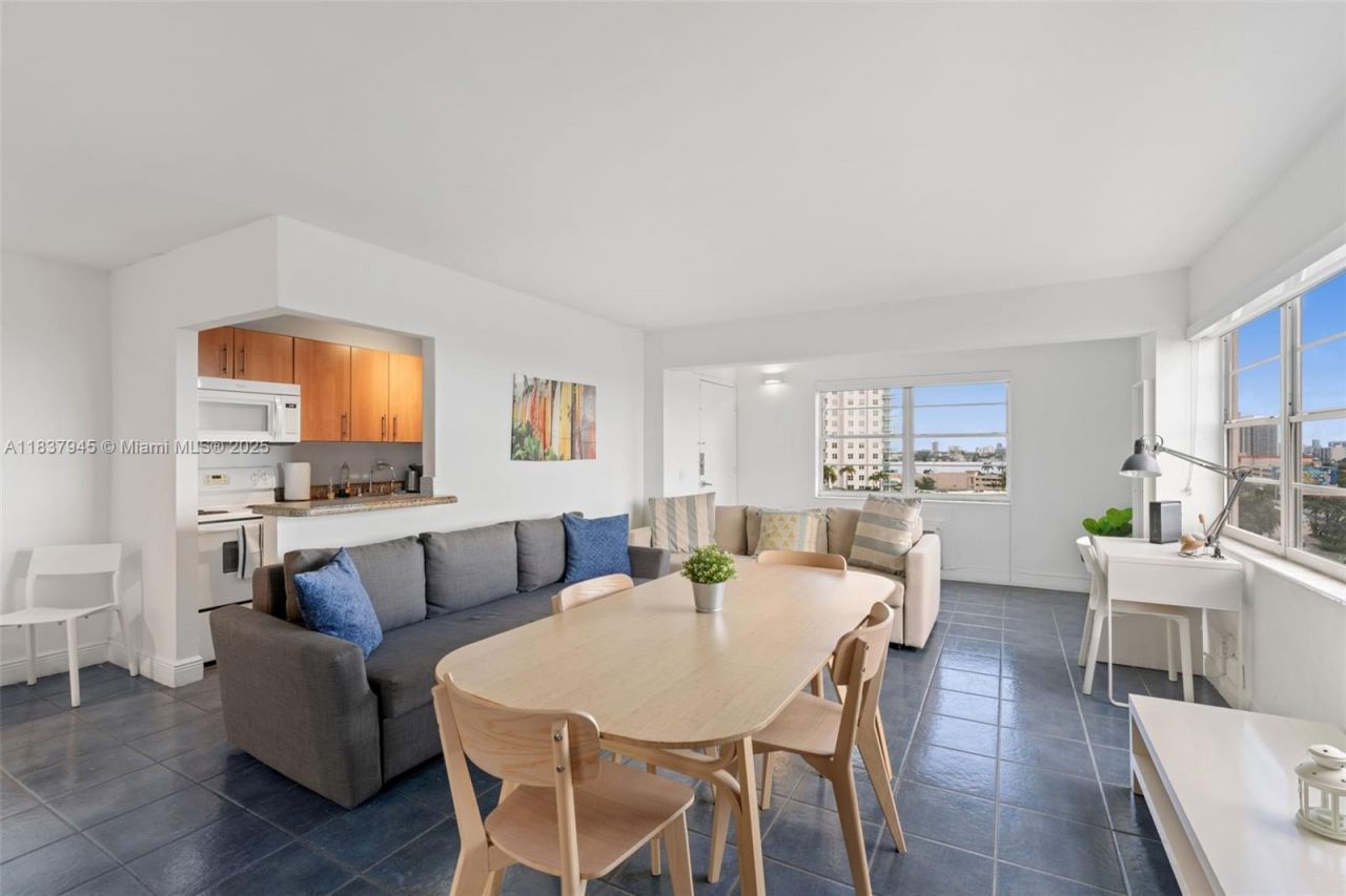 7904 West Dr, Unit 901, North Bay Village, FL 33141 Photo