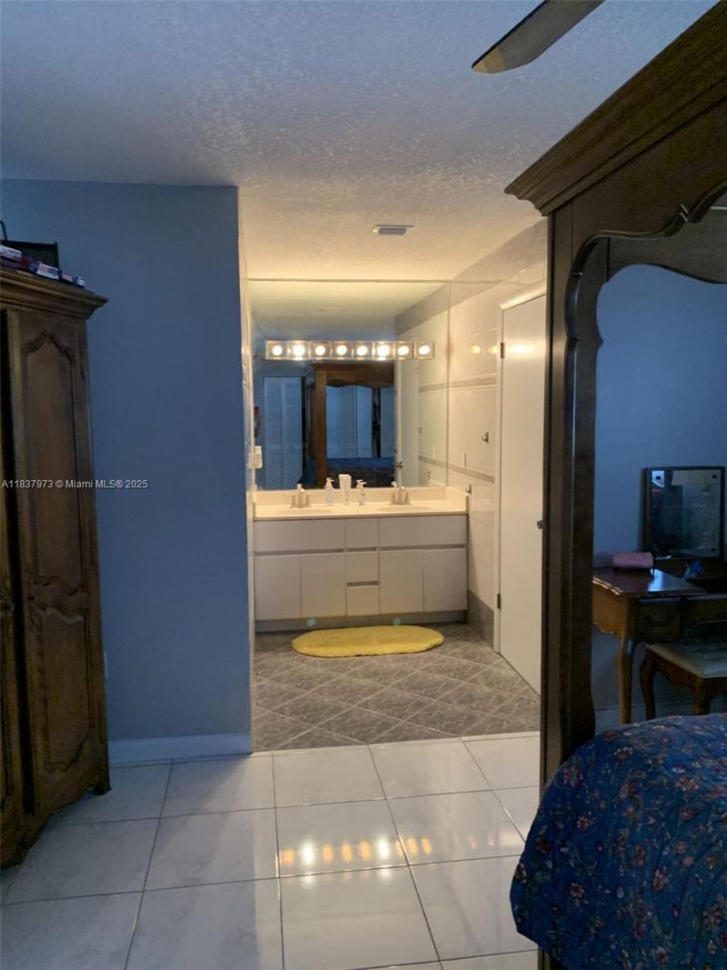 11001 SW 172nd Ter, Miami, FL 33157 Photo