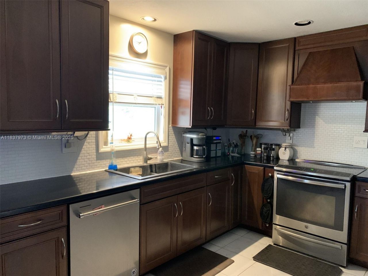 11001 SW 172nd Ter, Miami, FL 33157 Photo