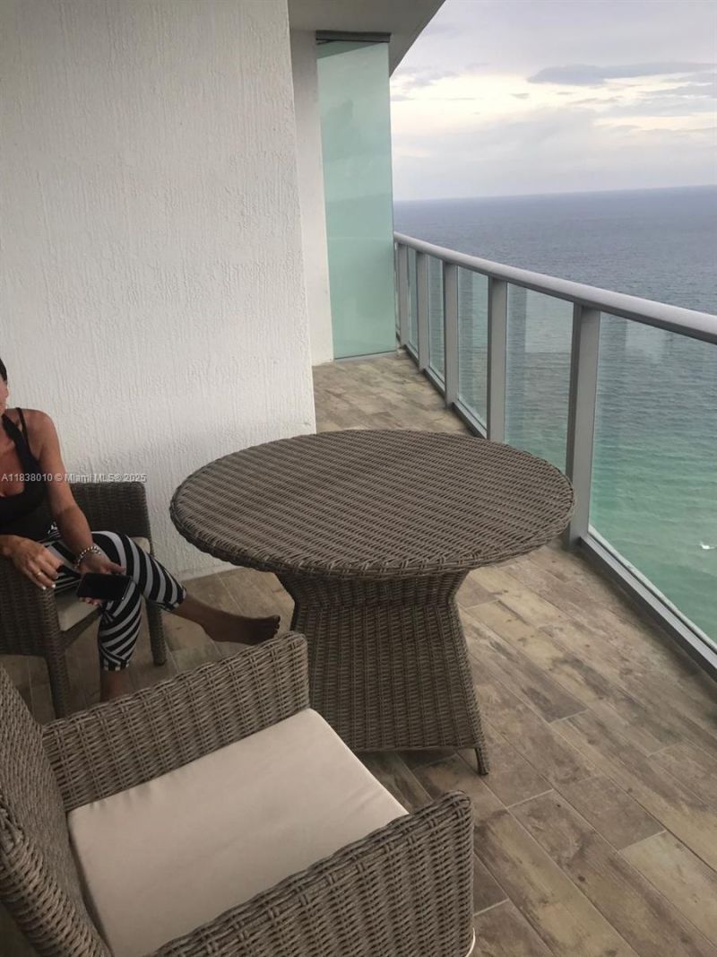 4111 S Ocean Dr, Unit 3105, Hollywood, FL 33019 Photo