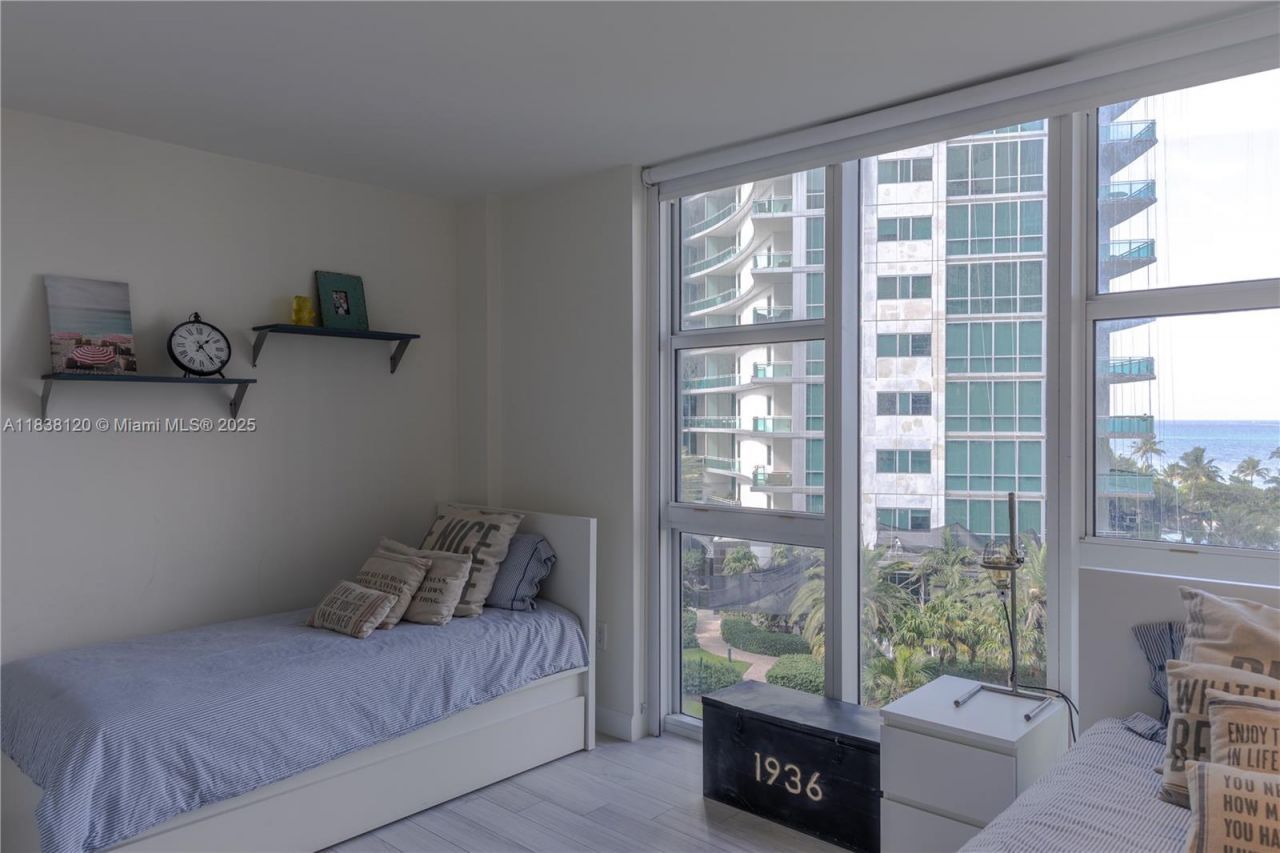 10275 Collins Ave, Unit 634, Bal Harbour, FL 33154 Photo