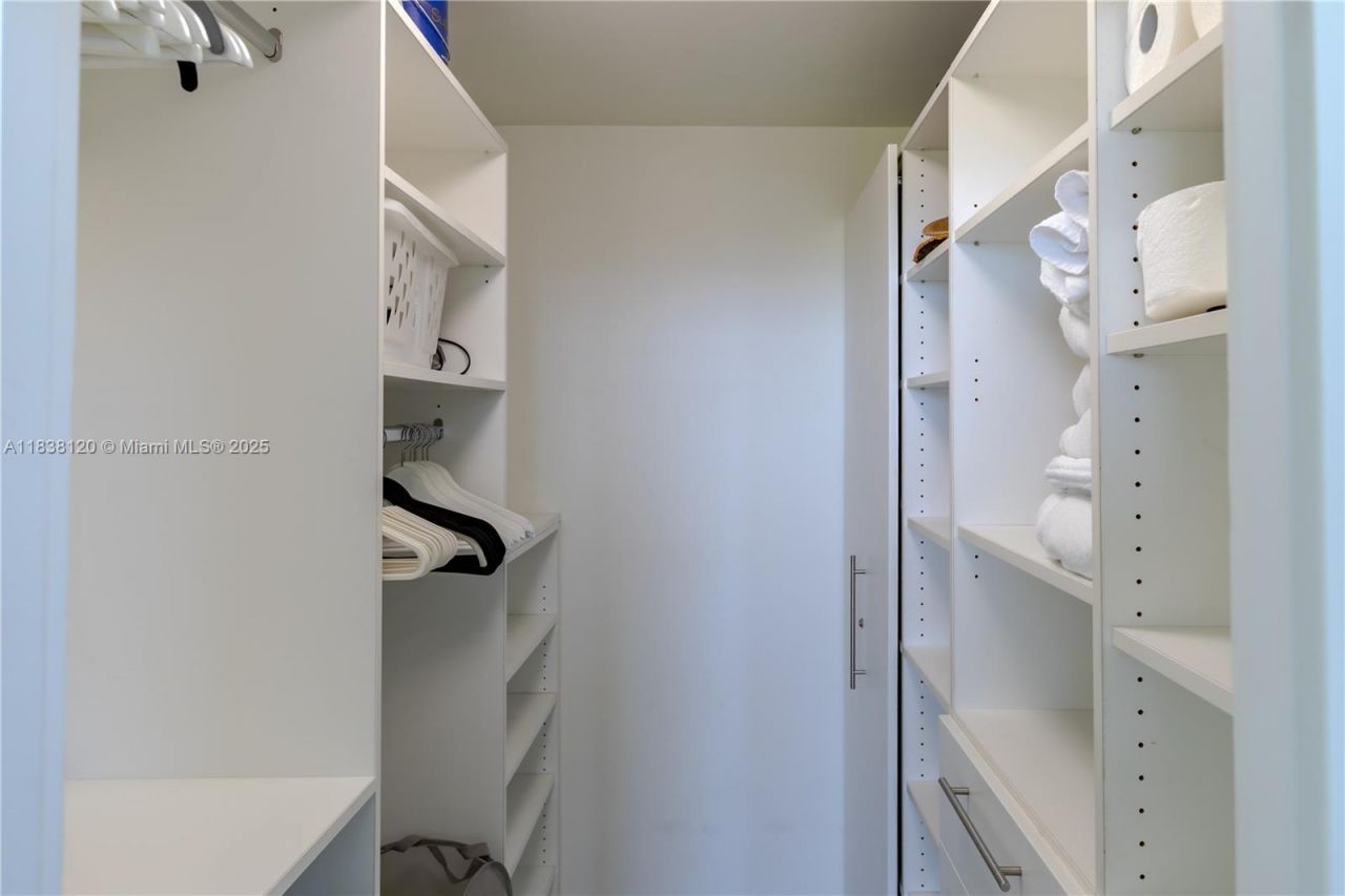 10275 Collins Ave, Unit 634, Bal Harbour, FL 33154 Photo