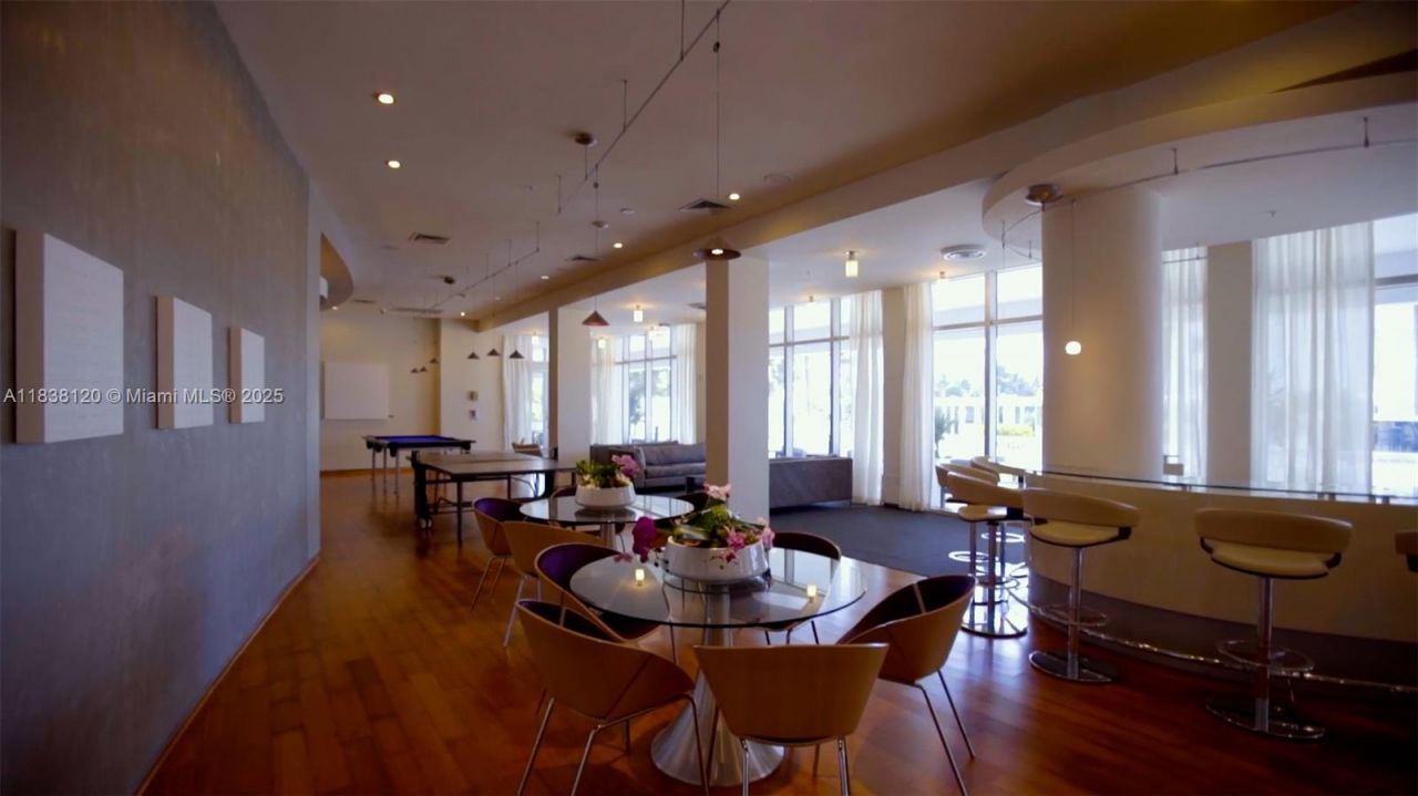 10275 Collins Ave, Unit 634, Bal Harbour, FL 33154 Photo