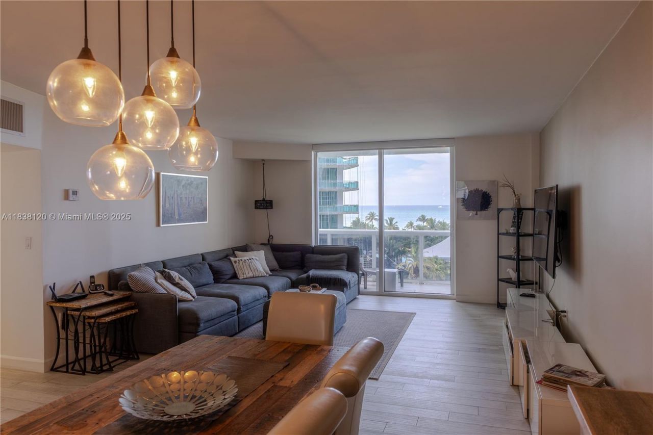 10275 Collins Ave, Unit 634, Bal Harbour, FL 33154 Photo