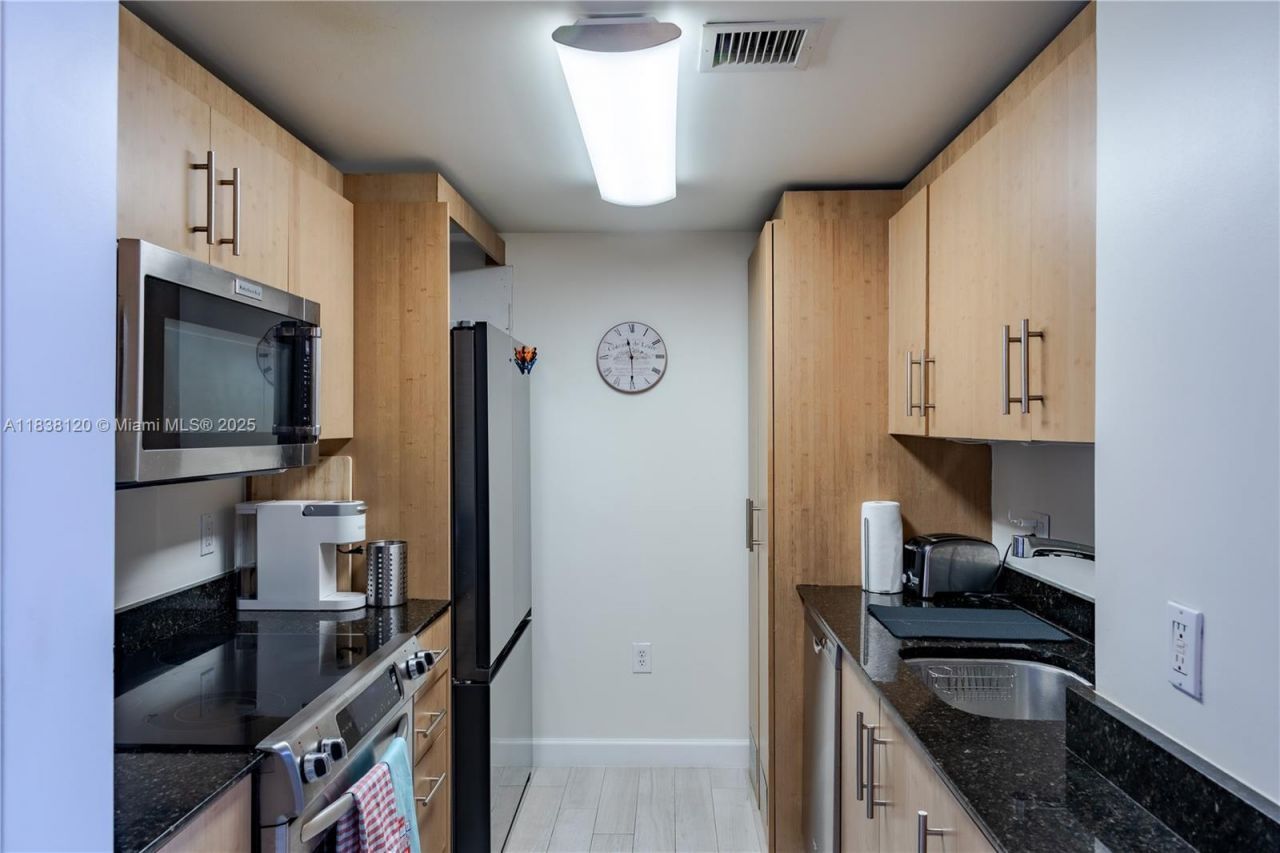 10275 Collins Ave, Unit 634, Bal Harbour, FL 33154 Photo