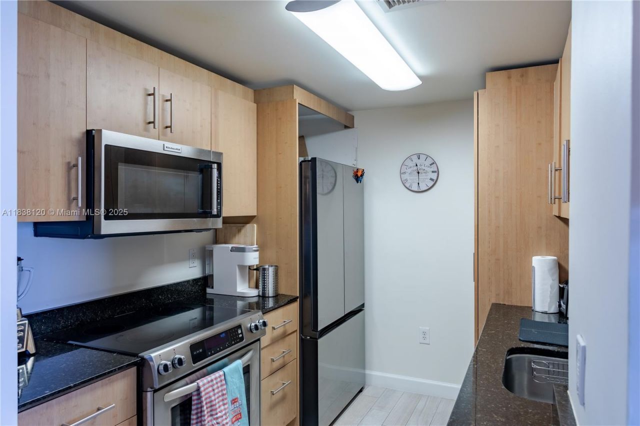 10275 Collins Ave, Unit 634, Bal Harbour, FL 33154 Photo