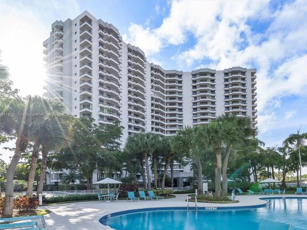 Unit PH13, Aventura, FL 33180