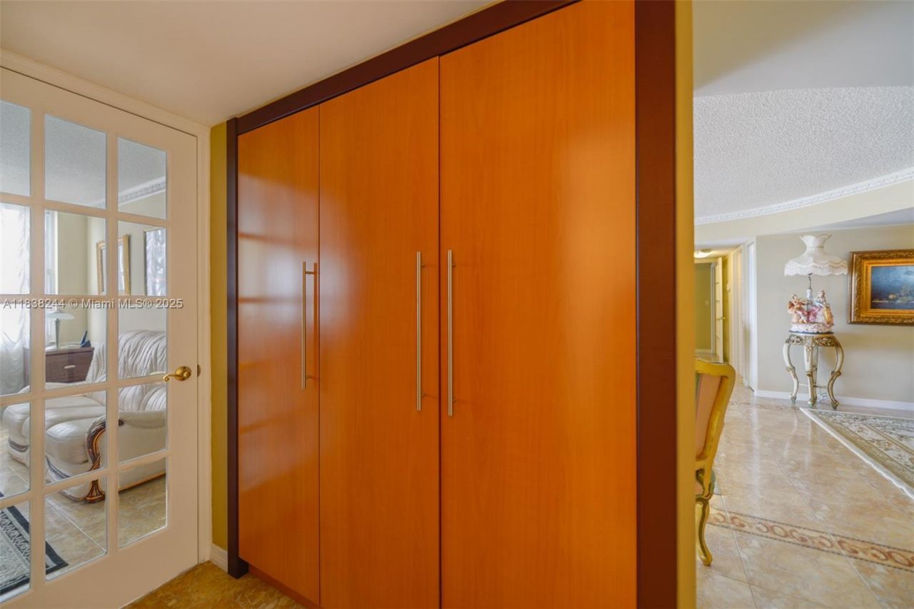 2751 S Ocean Dr, Unit 1707S, Hollywood, FL 33019 Photo