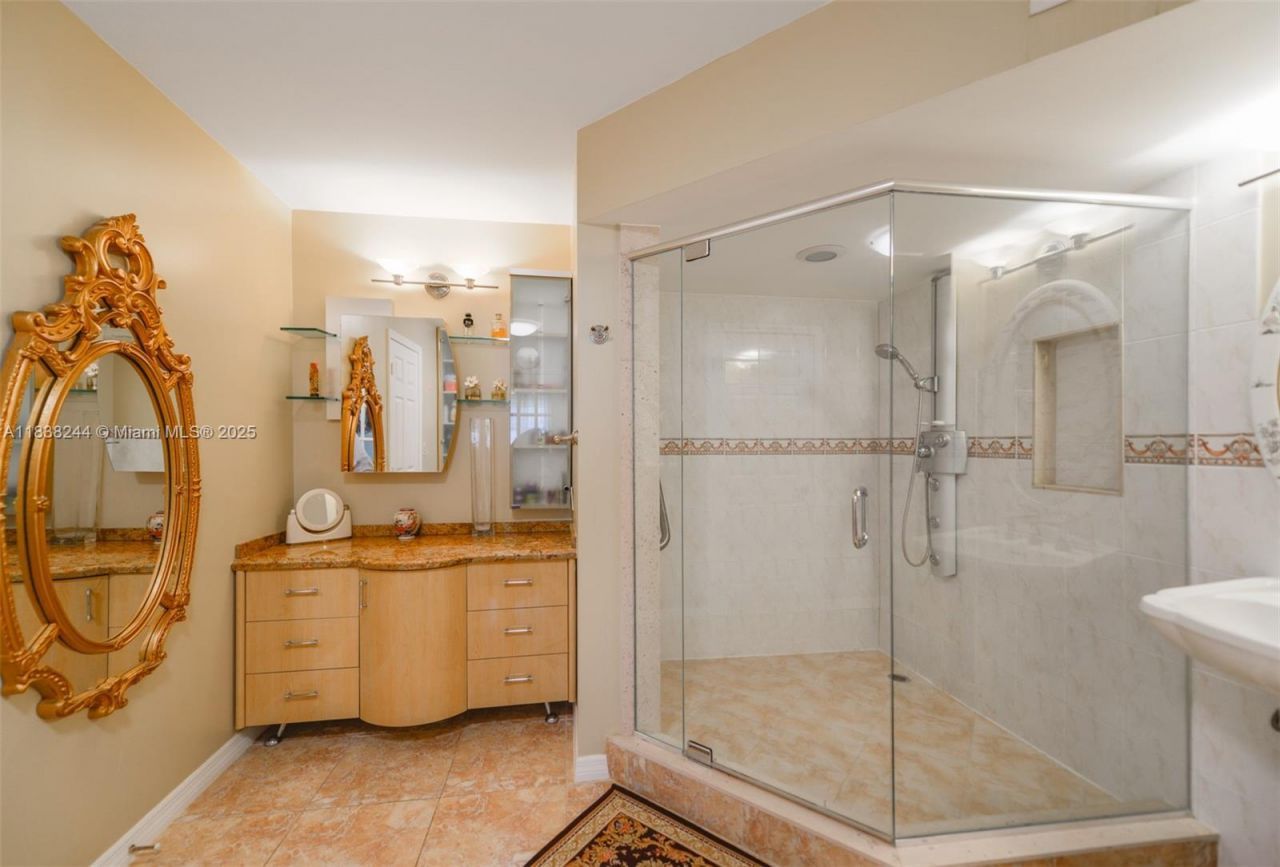 2751 S Ocean Dr, Unit 1707S, Hollywood, FL 33019 Photo