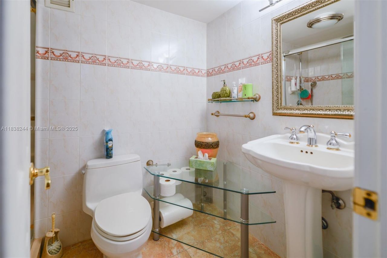 2751 S Ocean Dr, Unit 1707S, Hollywood, FL 33019 Photo