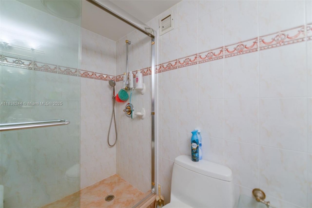 2751 S Ocean Dr, Unit 1707S, Hollywood, FL 33019 Photo