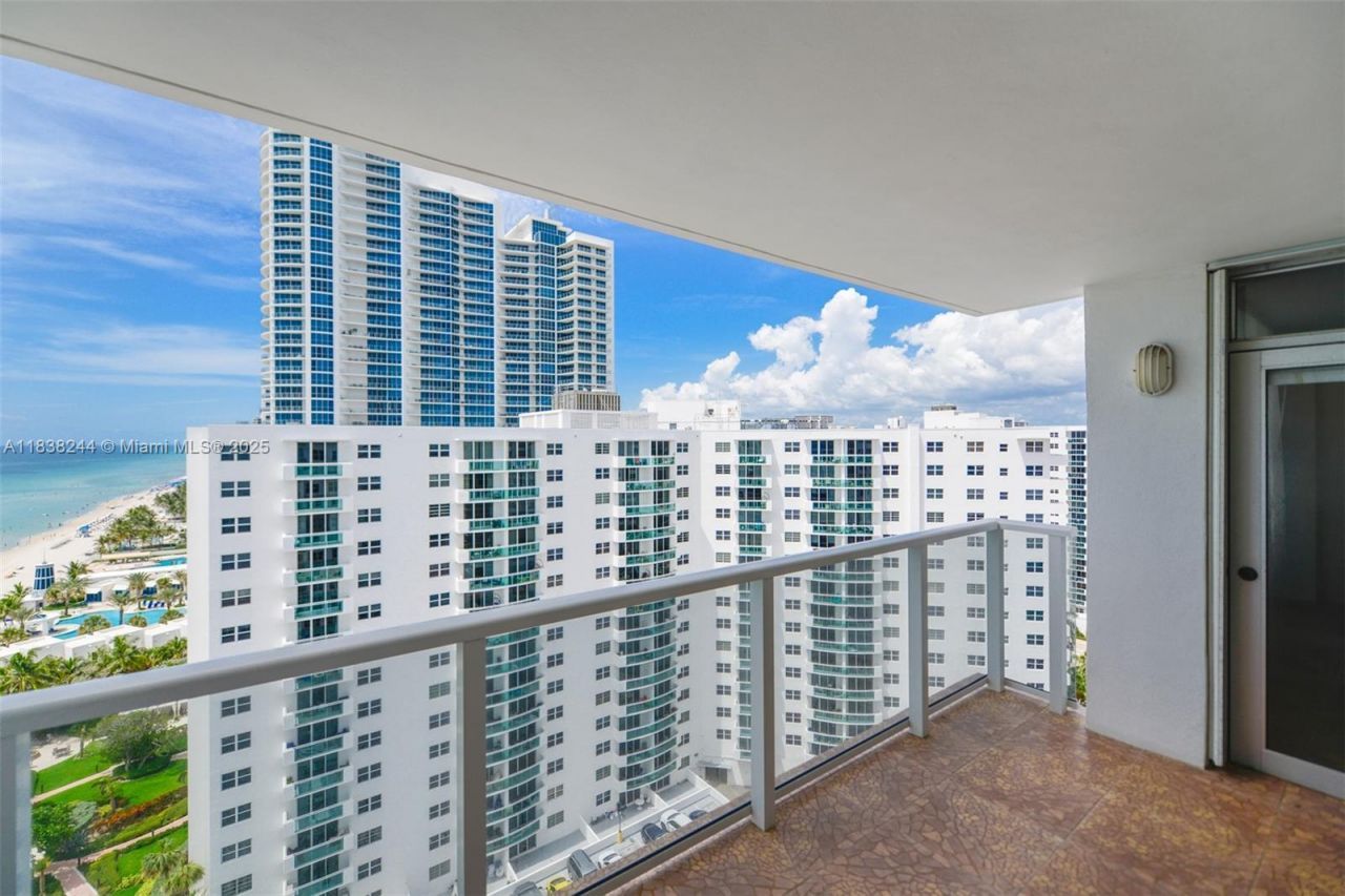 2751 S Ocean Dr, Unit 1707S, Hollywood, FL 33019 Photo