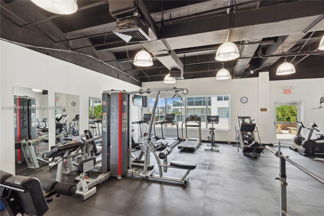 2751 S Ocean Dr, Unit 1707S, Hollywood, FL 33019 Photo