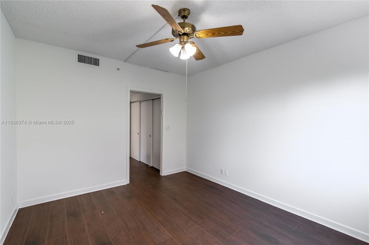 10140 W Bay Harbor Dr, Unit 201A, Bay Harbor Islands, FL 33154 Photo