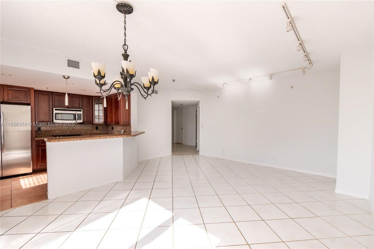 10140 W Bay Harbor Dr, Unit 201A, Bay Harbor Islands, FL 33154 Photo