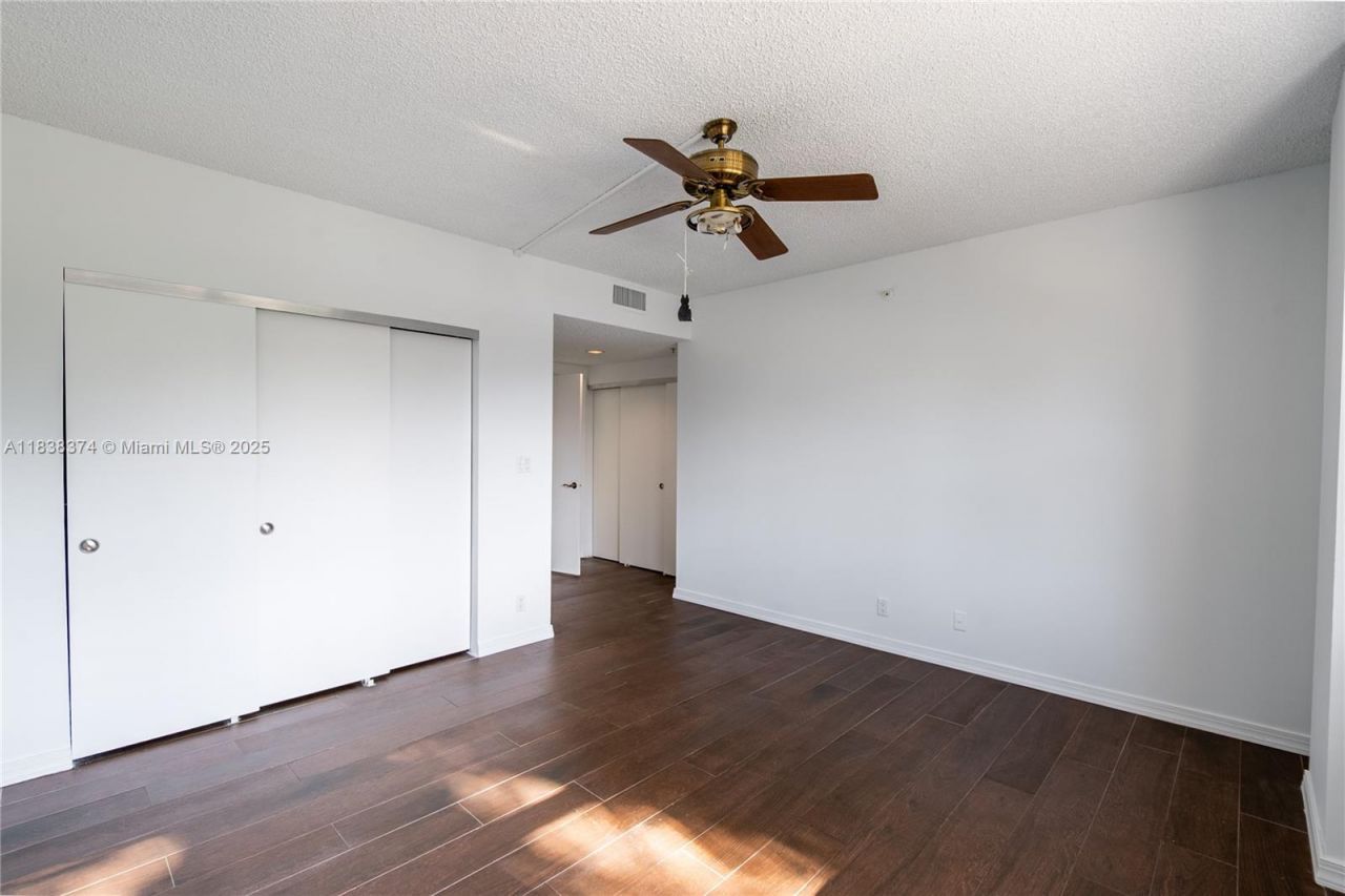 10140 W Bay Harbor Dr, Unit 201A, Bay Harbor Islands, FL 33154 Photo