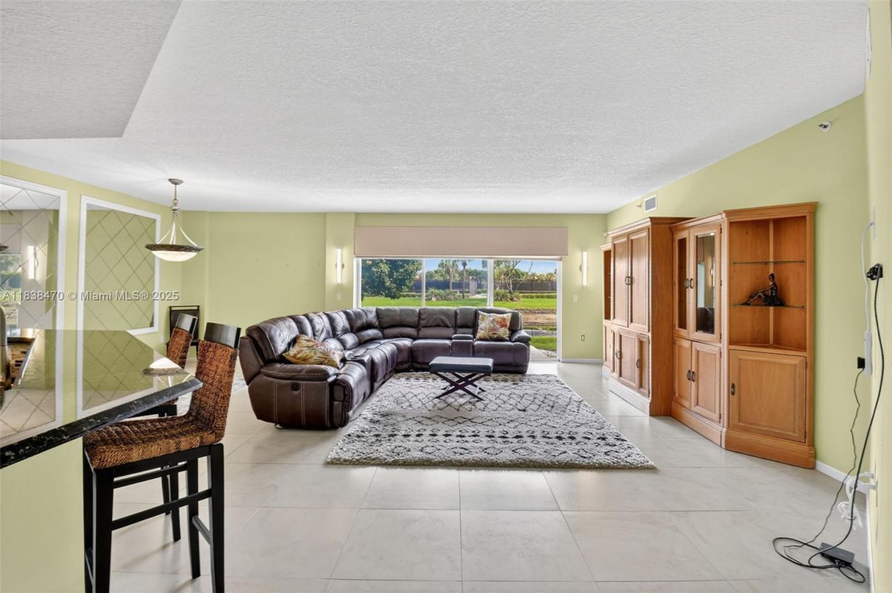 5938 Crystal Shores Dr, Unit 103, Boynton Beach, FL 33437 Photo