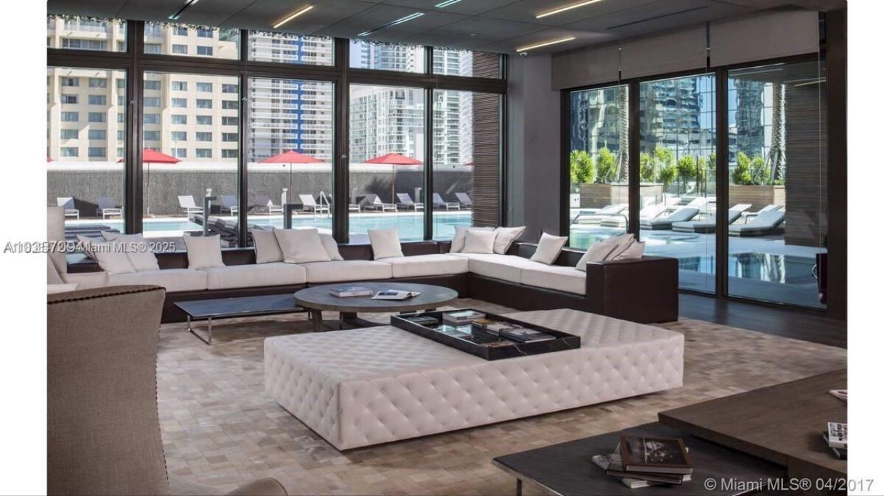 1080 Brickell Ave, Unit 3805, Miami, FL 33131 Photo