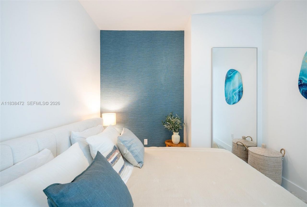 1080 Brickell Ave, Unit 3805, Miami, FL 33131 Photo