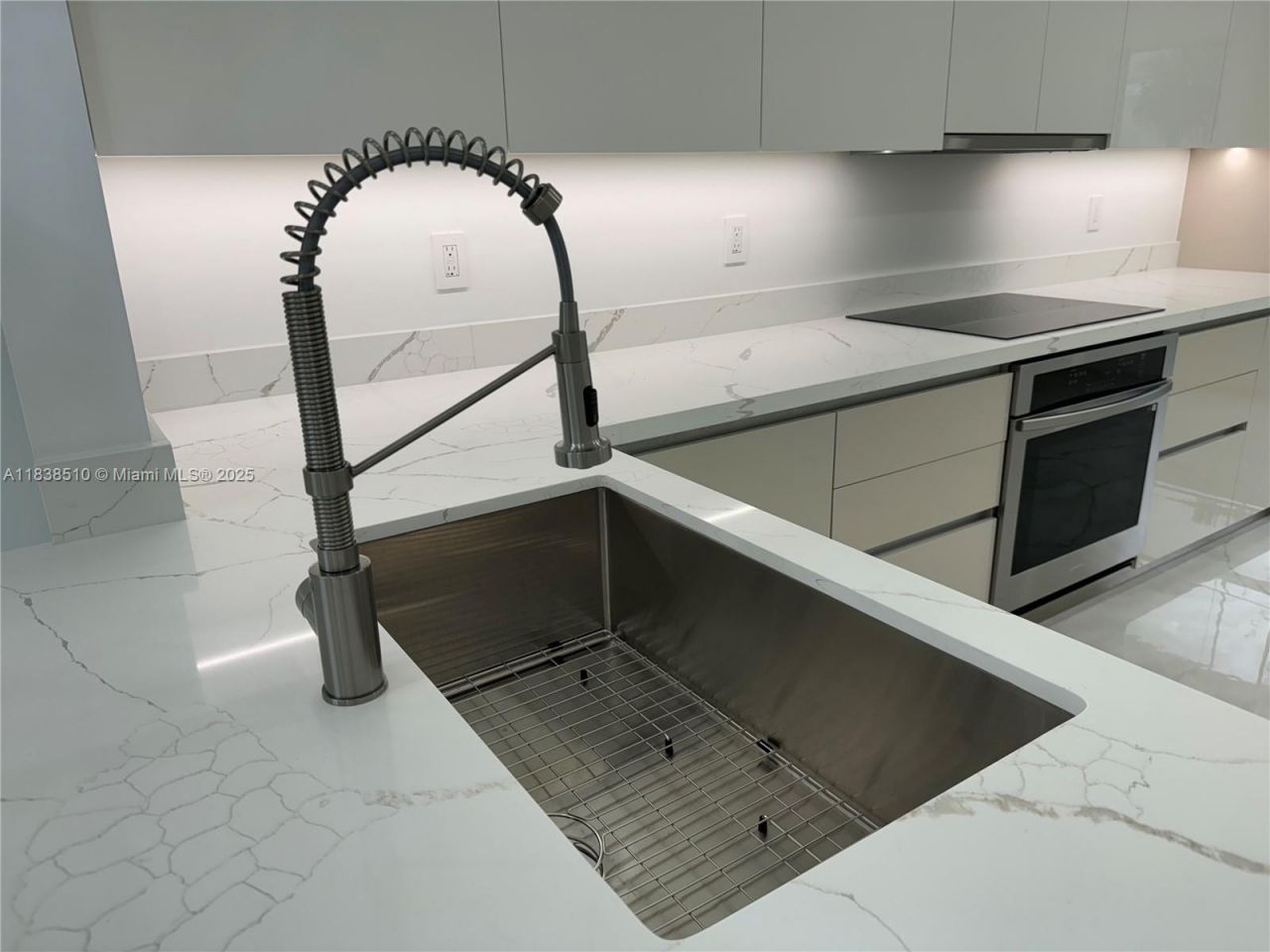 1470 Sweetbay Way, Hollywood, FL 33019 Photo